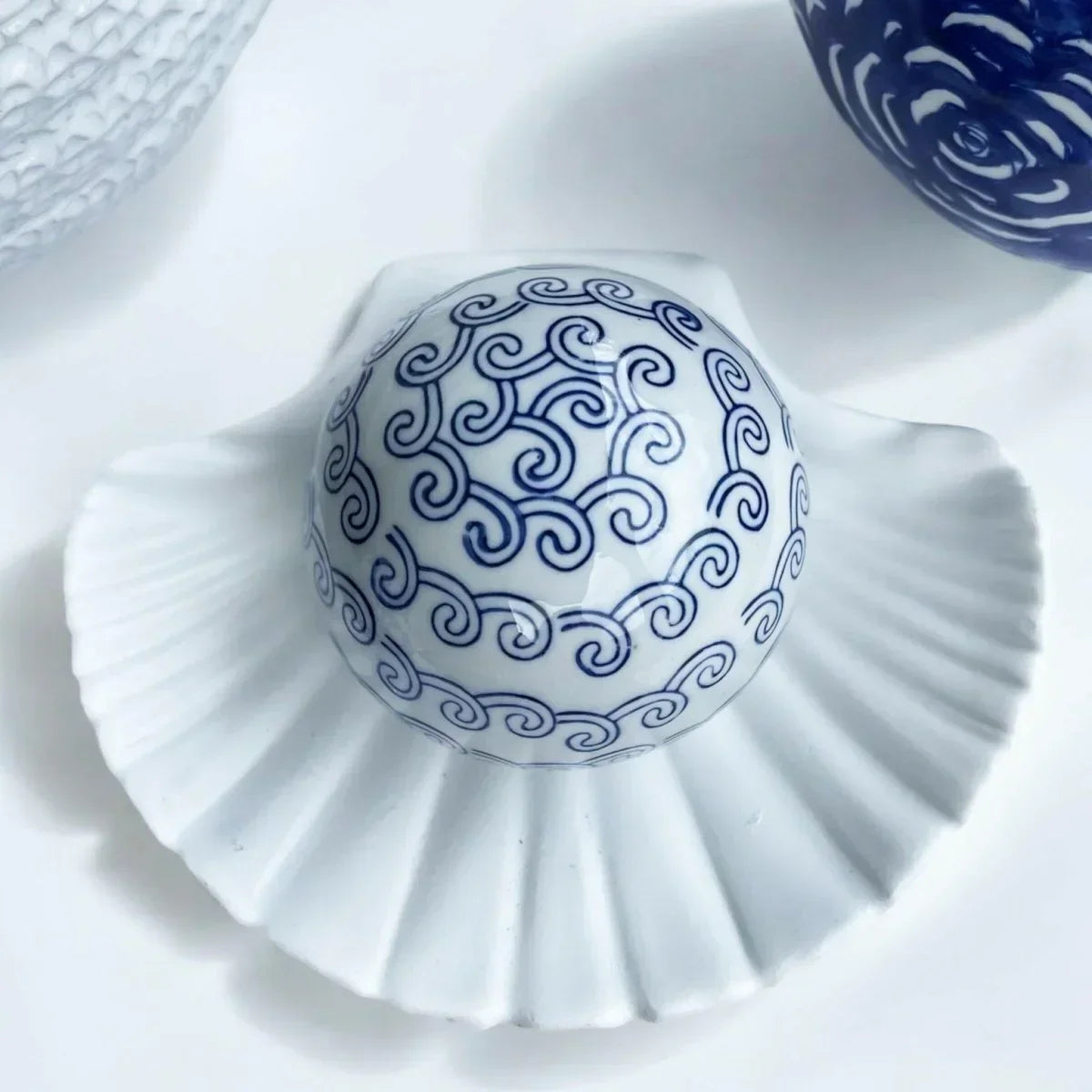 10cm Blue & White Deco Balls - Exquisite Homewares