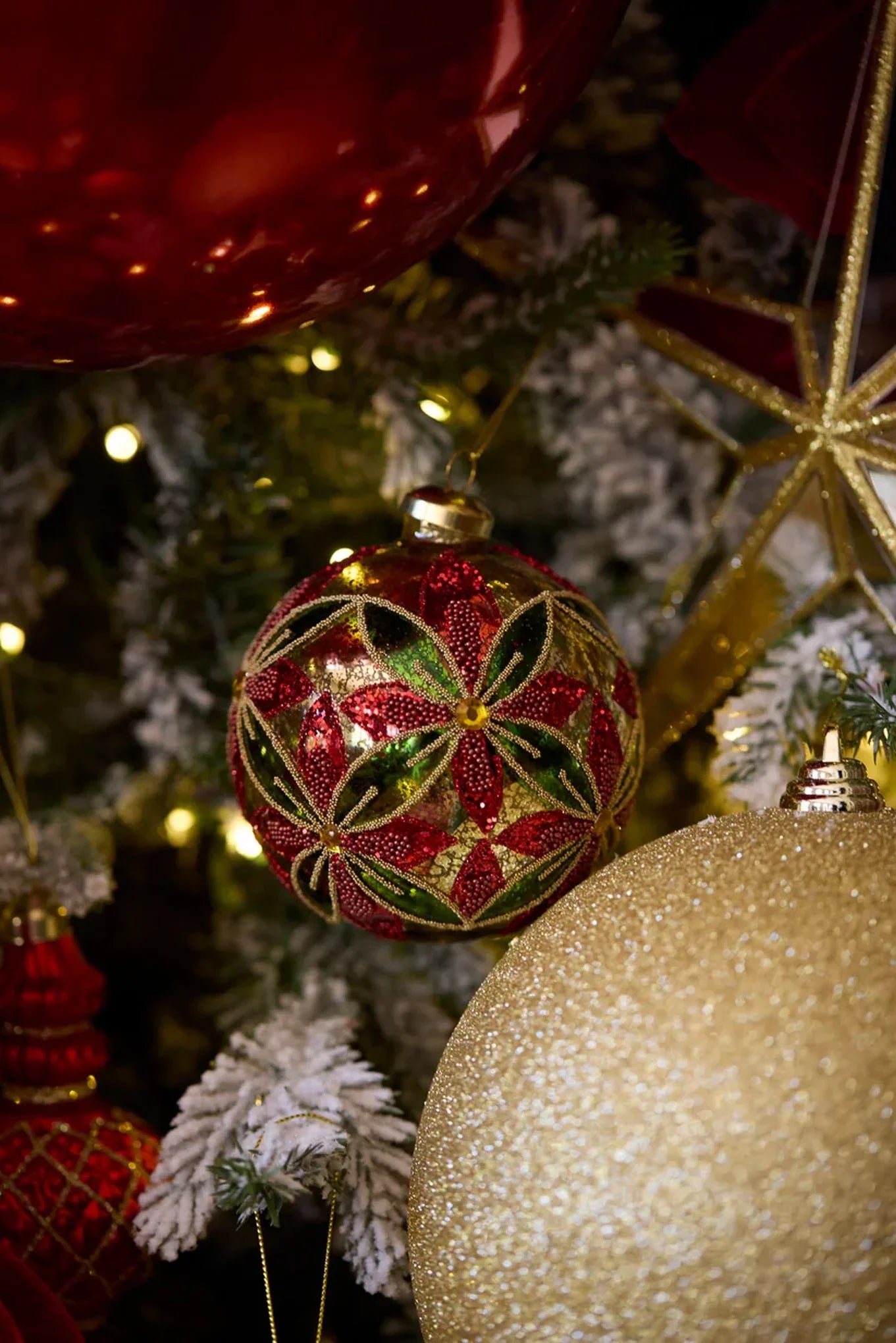 Traditional Beaded Floral Bauble 10cm