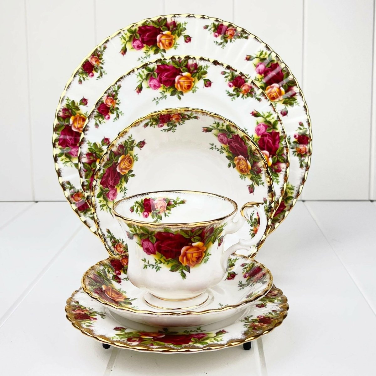 5 - Piece Brass Display Stand - Exquisite Homewares