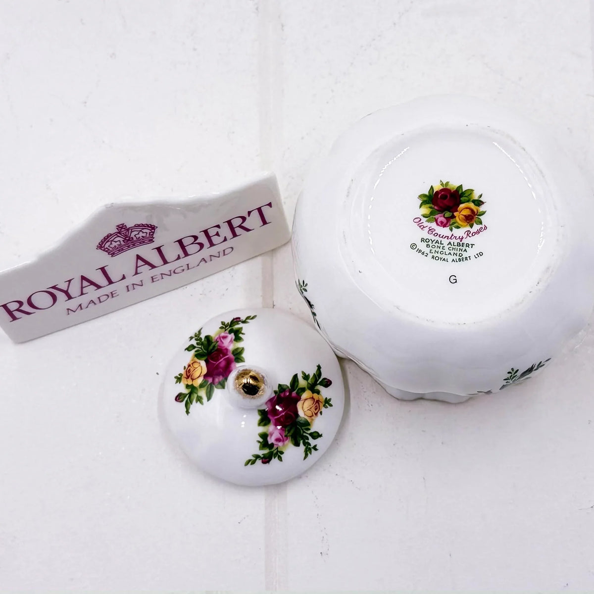 Royal Albert Old Country Roses bone china trinket box with floral design, made in England