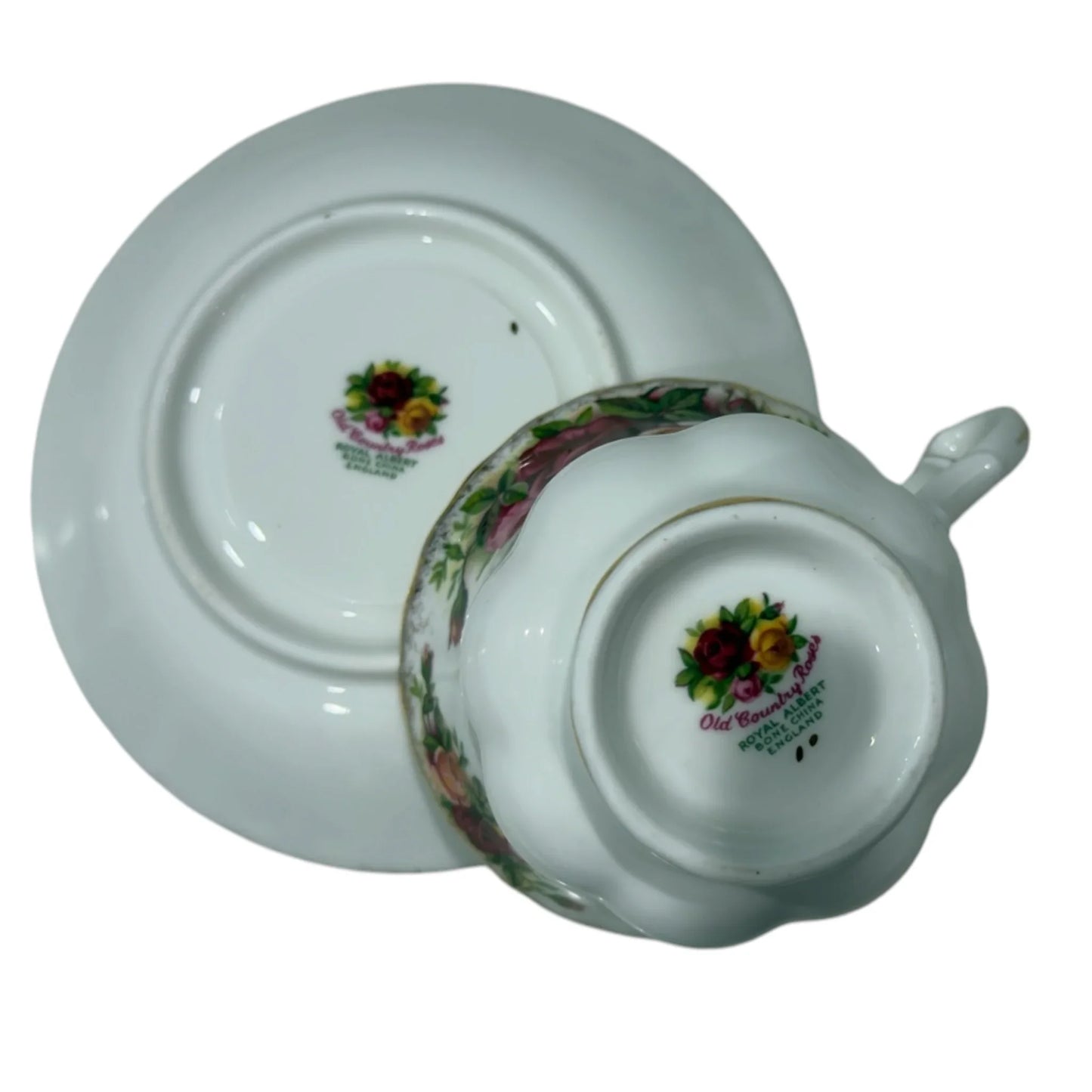 Royal Albert Old Country Roses teacup and saucer, vintage bone china with floral design, elegant home décor
