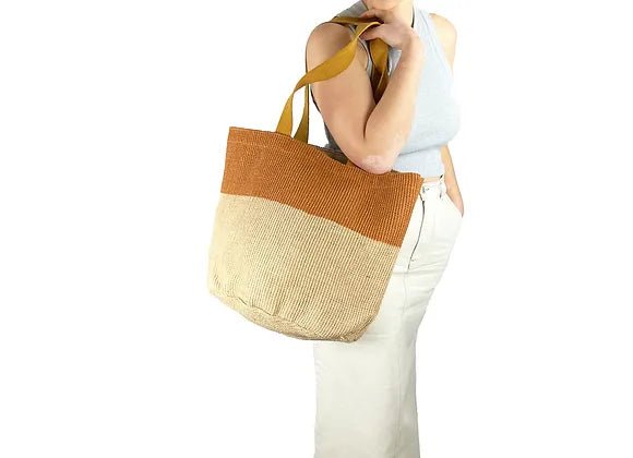 Carpet Shopper - Rust - Exquisite Homewares