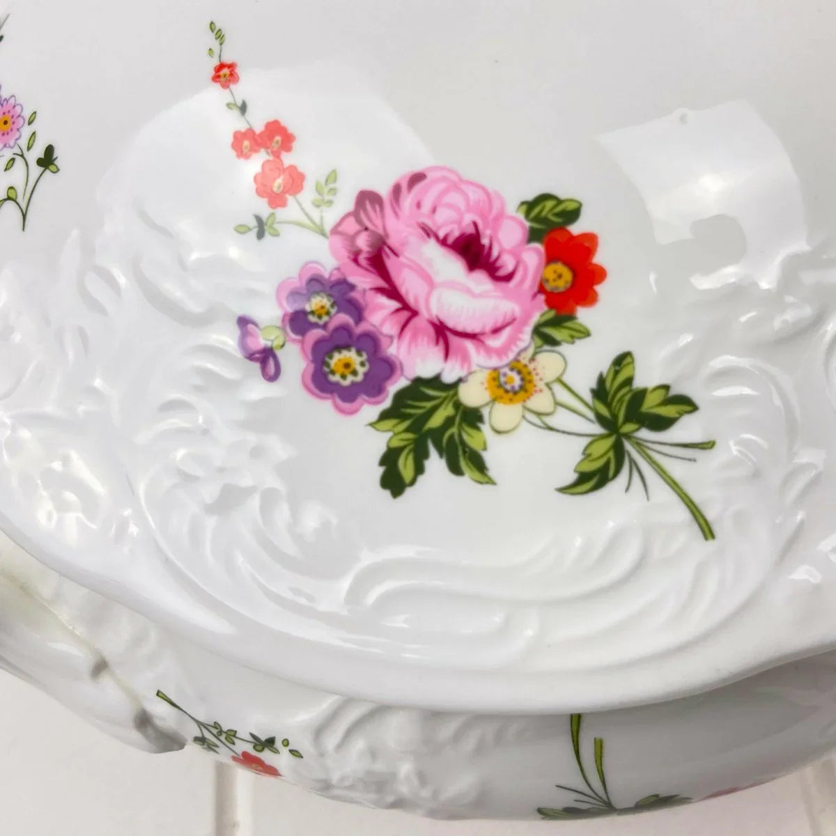 Coalport Vintage Caughley Sprays Lidded Tureen - Exquisite Homewares