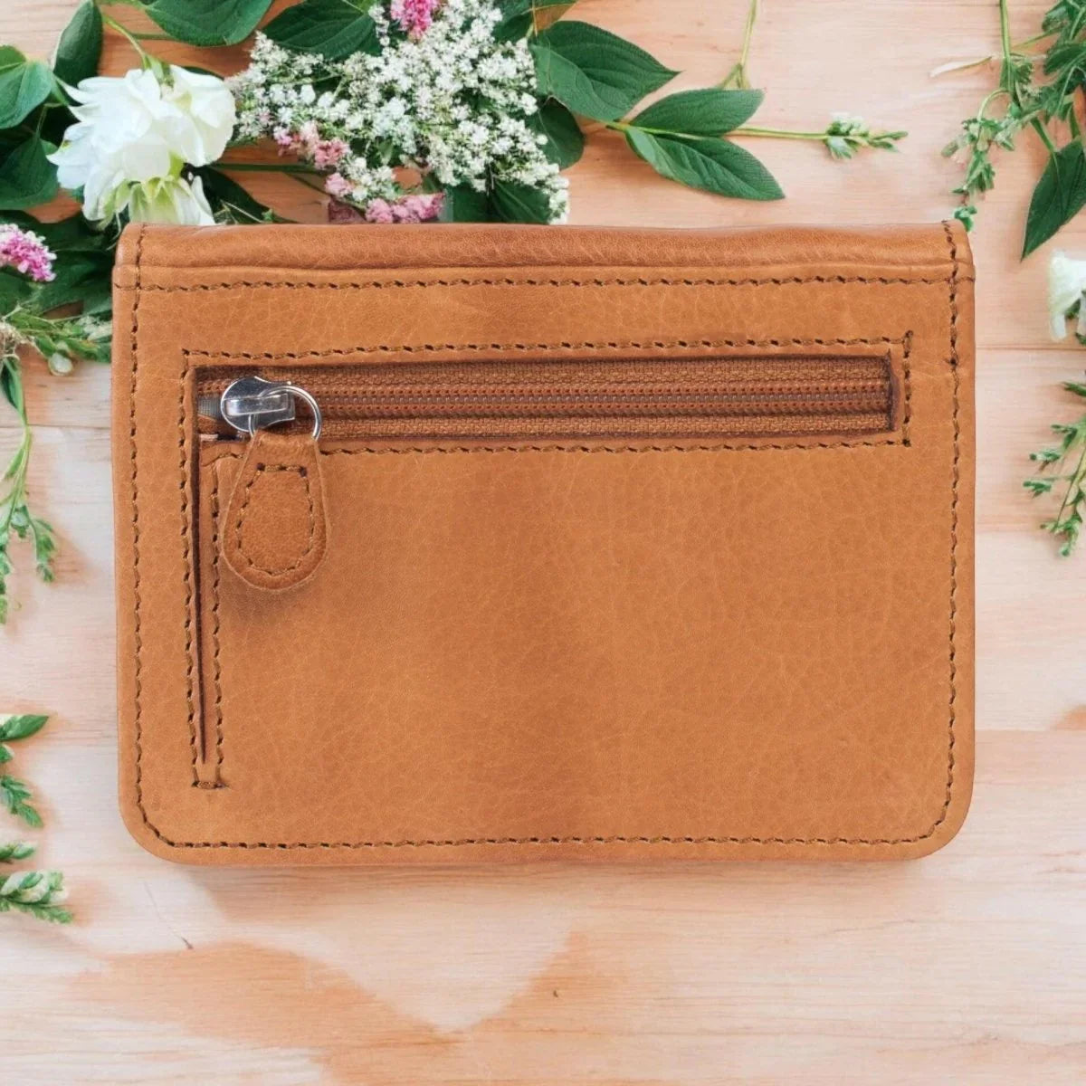 Kitt Purse in Tan - Exquisite Homewares