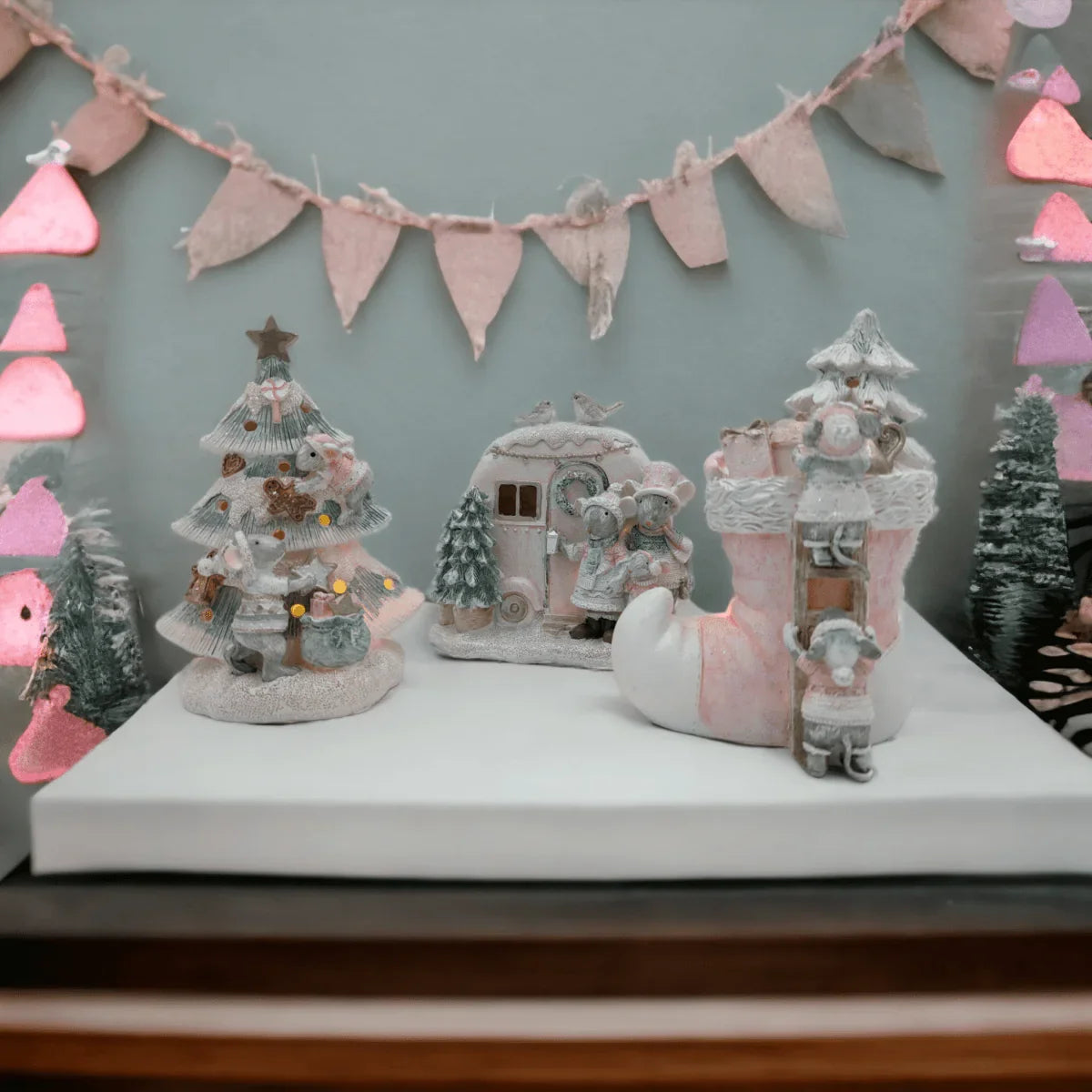 Light-up Mouse Caravan - Exquisite Homewares