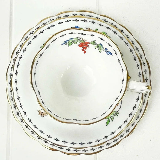 New Chelsea Staffs Hanging Chain 5039 Trio - Exquisite Homewares