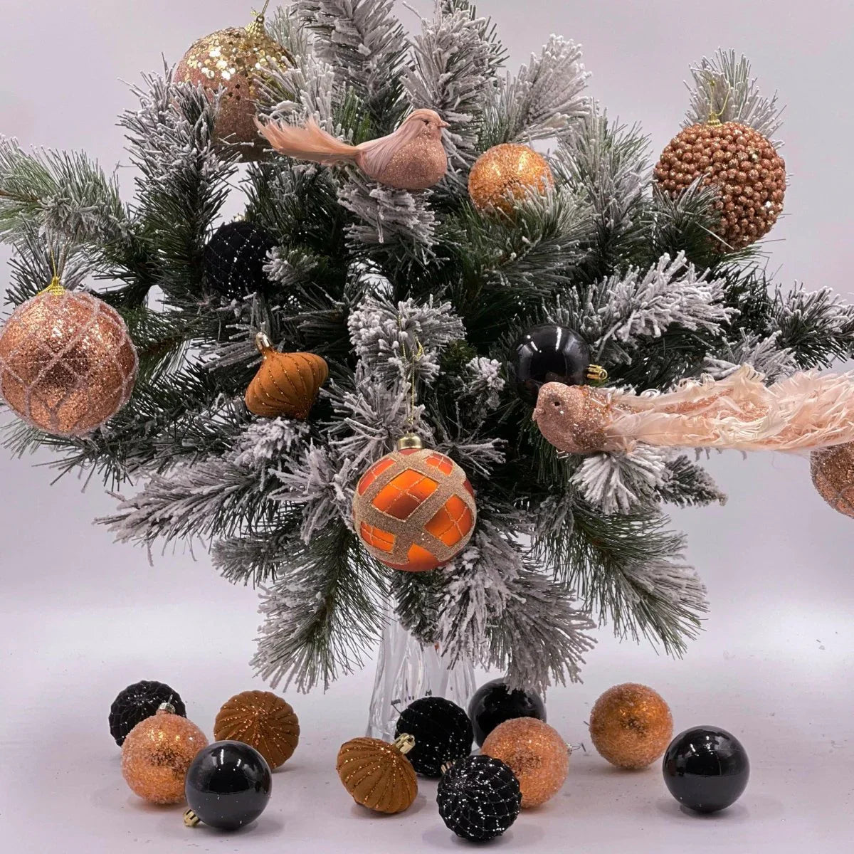 Pale Pink/Peach Curl Clip Bird - Exquisite Homewares