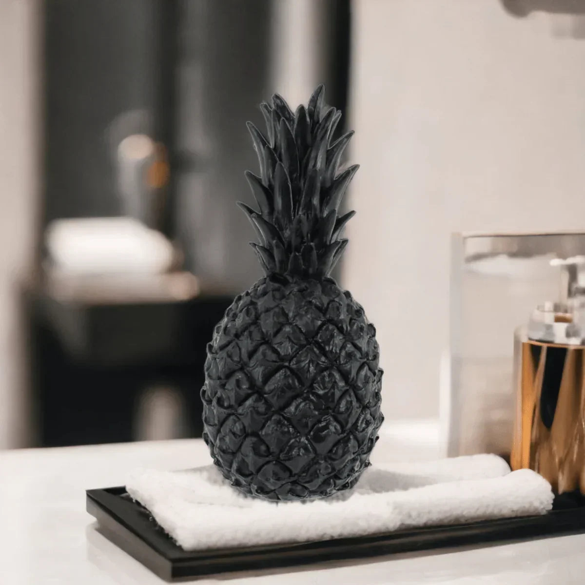 Rich Black Pineapple - Exquisite Homewares