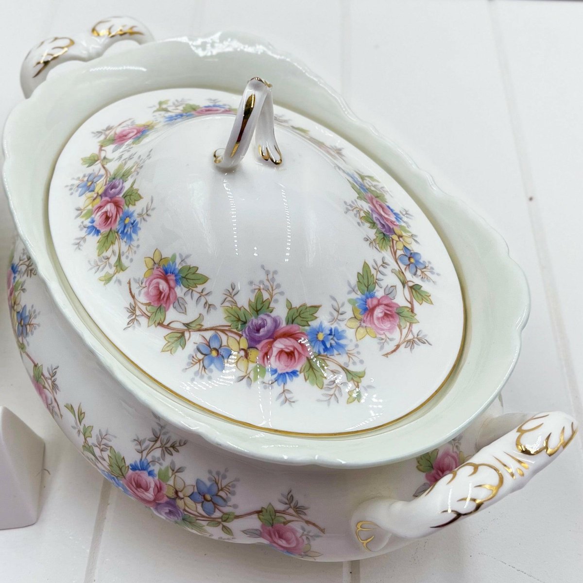 Royal Albert Vintage Colleen Tureen - Exquisite Homewares