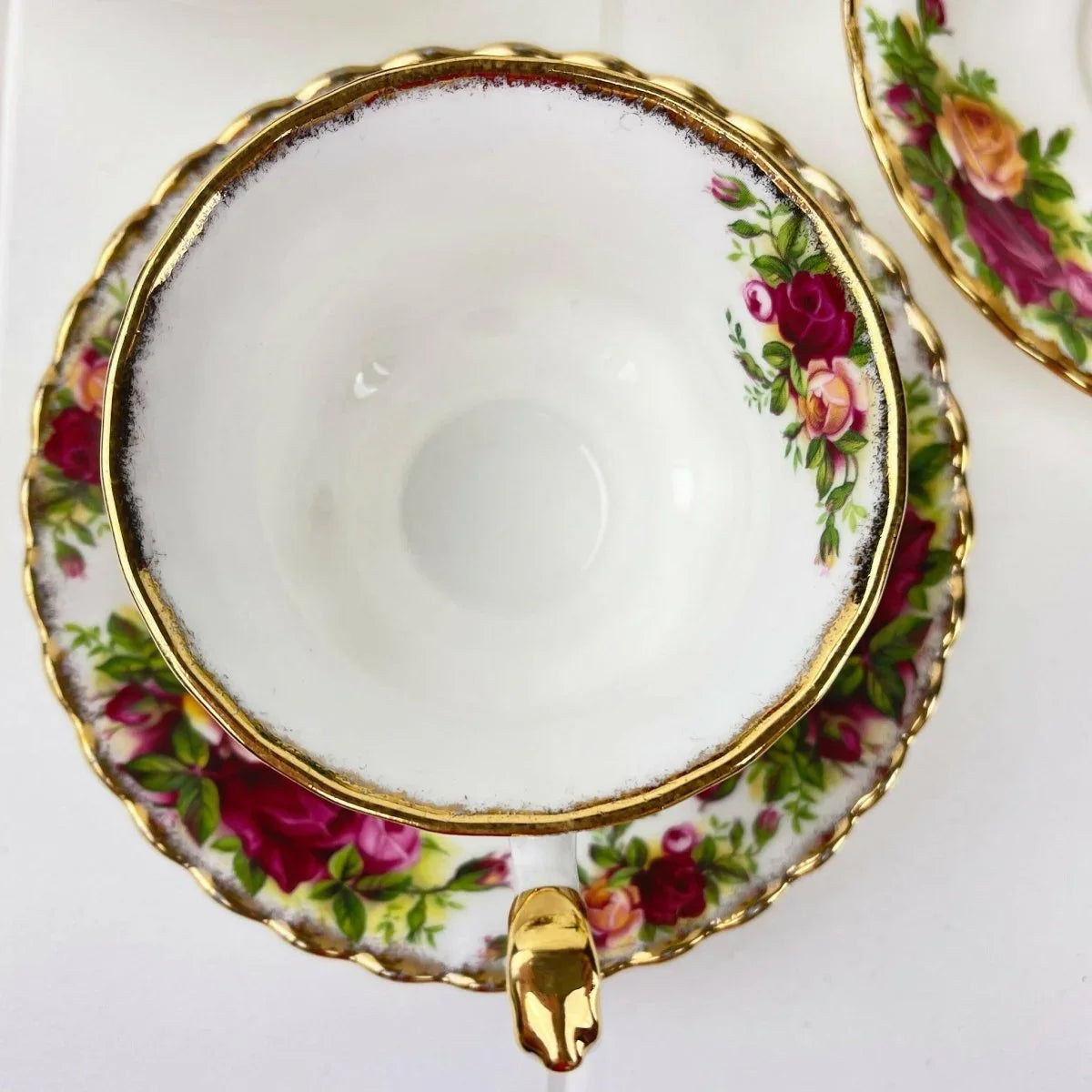 Royal Albert Vintage Old Country Roses Duo - Exquisite Homewares