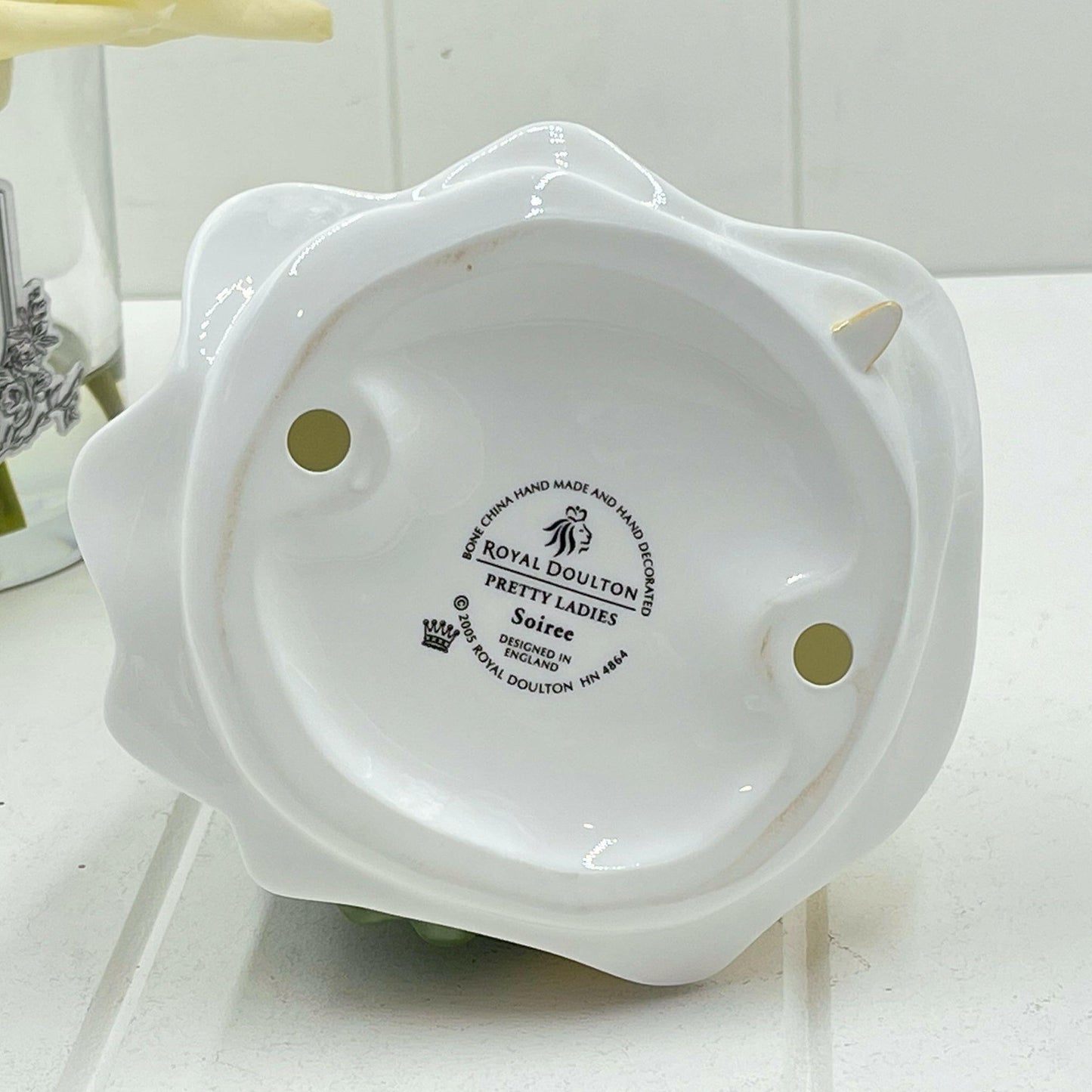 Royal Doulton Pretty Ladies Soiree HN4864 - Exquisite Homewares