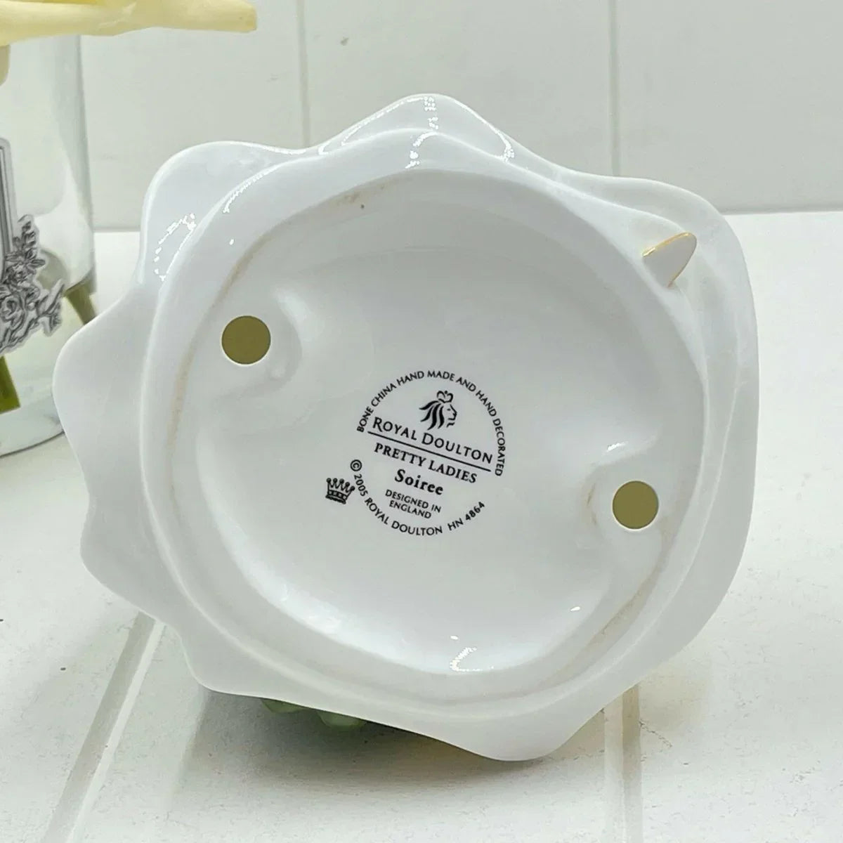 Royal Doulton Pretty Ladies Soiree HN4864 - Exquisite Homewares