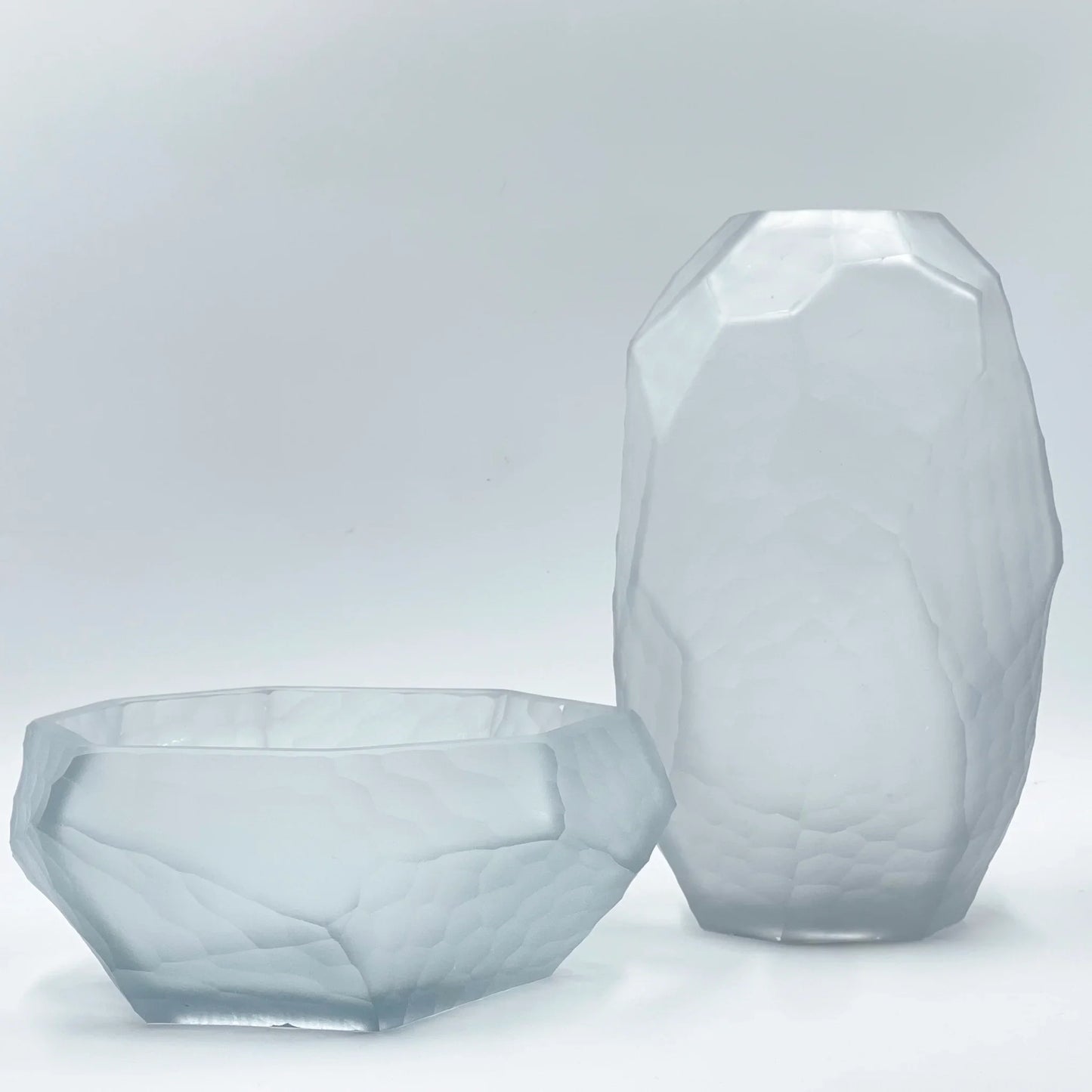 Rufus Vase Frosted White 27cm