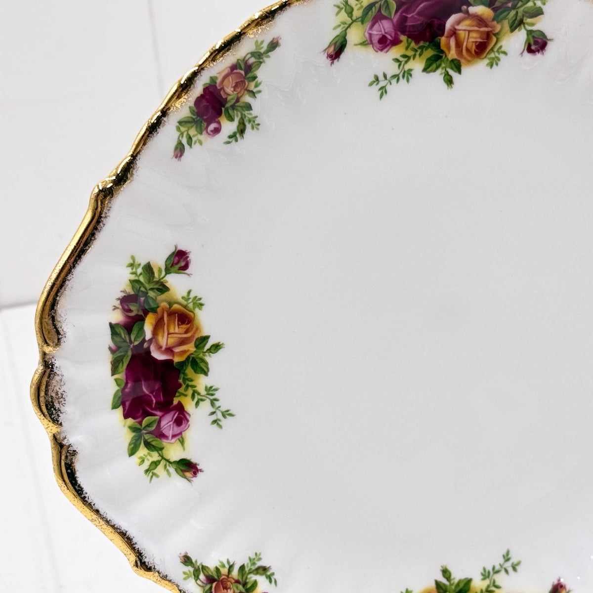 Royal Albert Old Country Roses Cake Plate — Tabbed, 27cm x 25cm, Vintage Bone China, Made in England