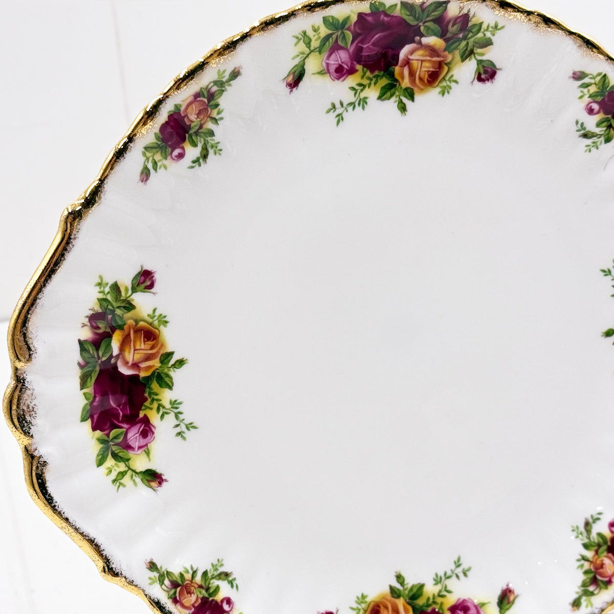 Royal Albert Old Country Roses Cake Plate — Tabbed, 27cm x 25cm, Vintage Bone China, Made in England