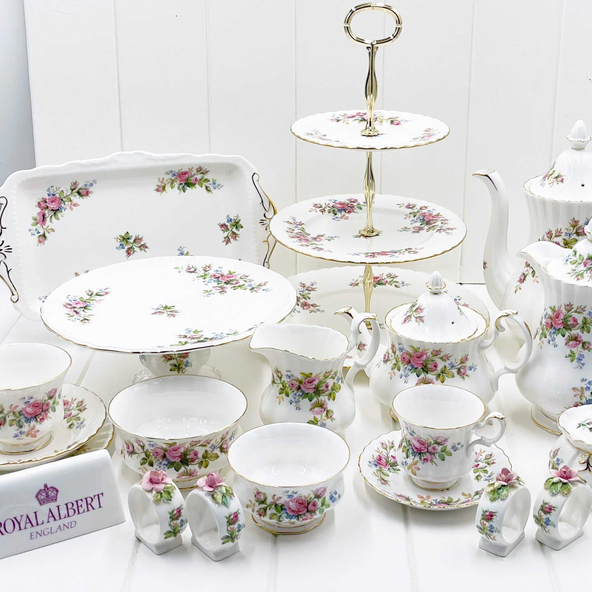 Royal Albert Vintage Moss Rose Set of 4 Napkin Rings