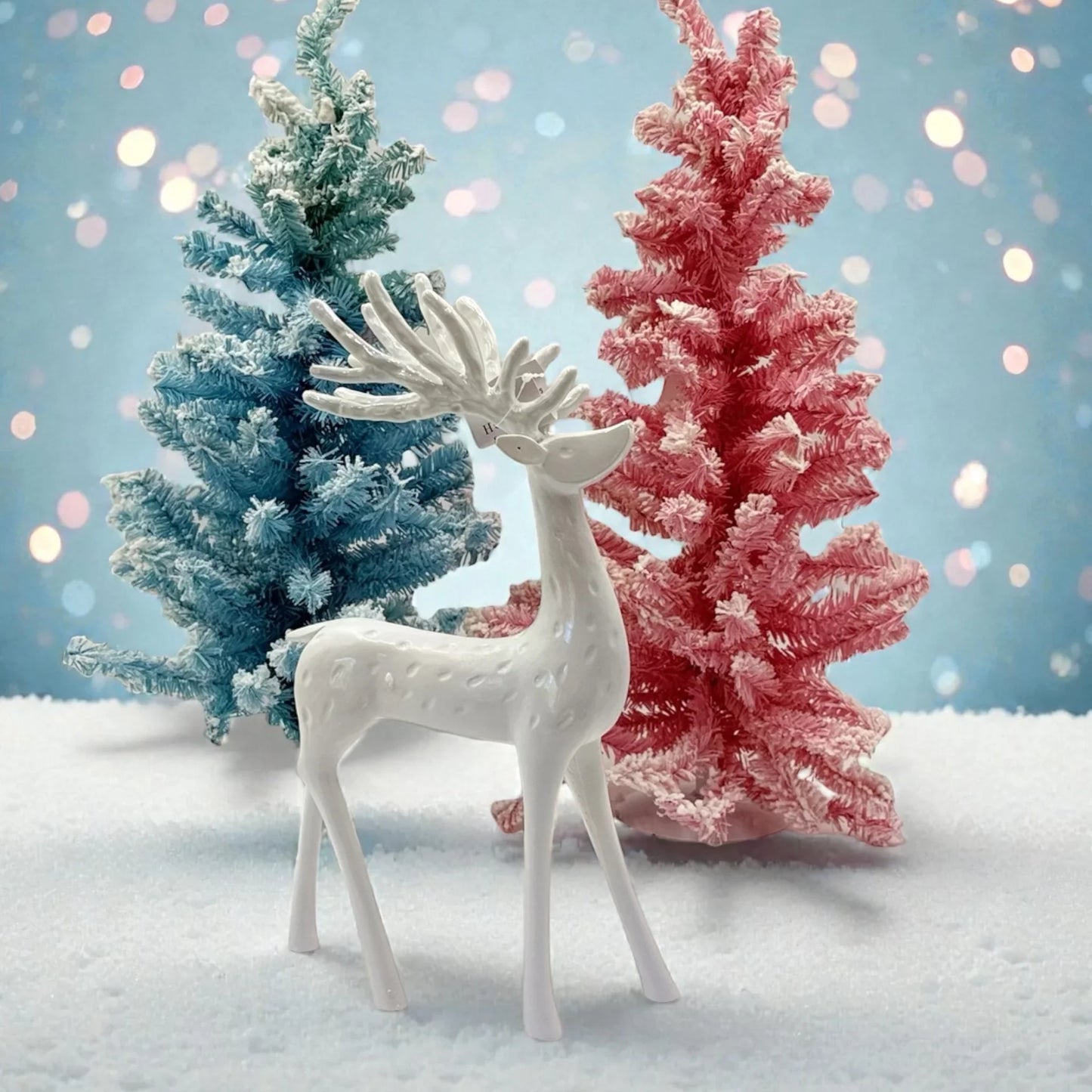 White Minimal Reindeer - 31.5 cm