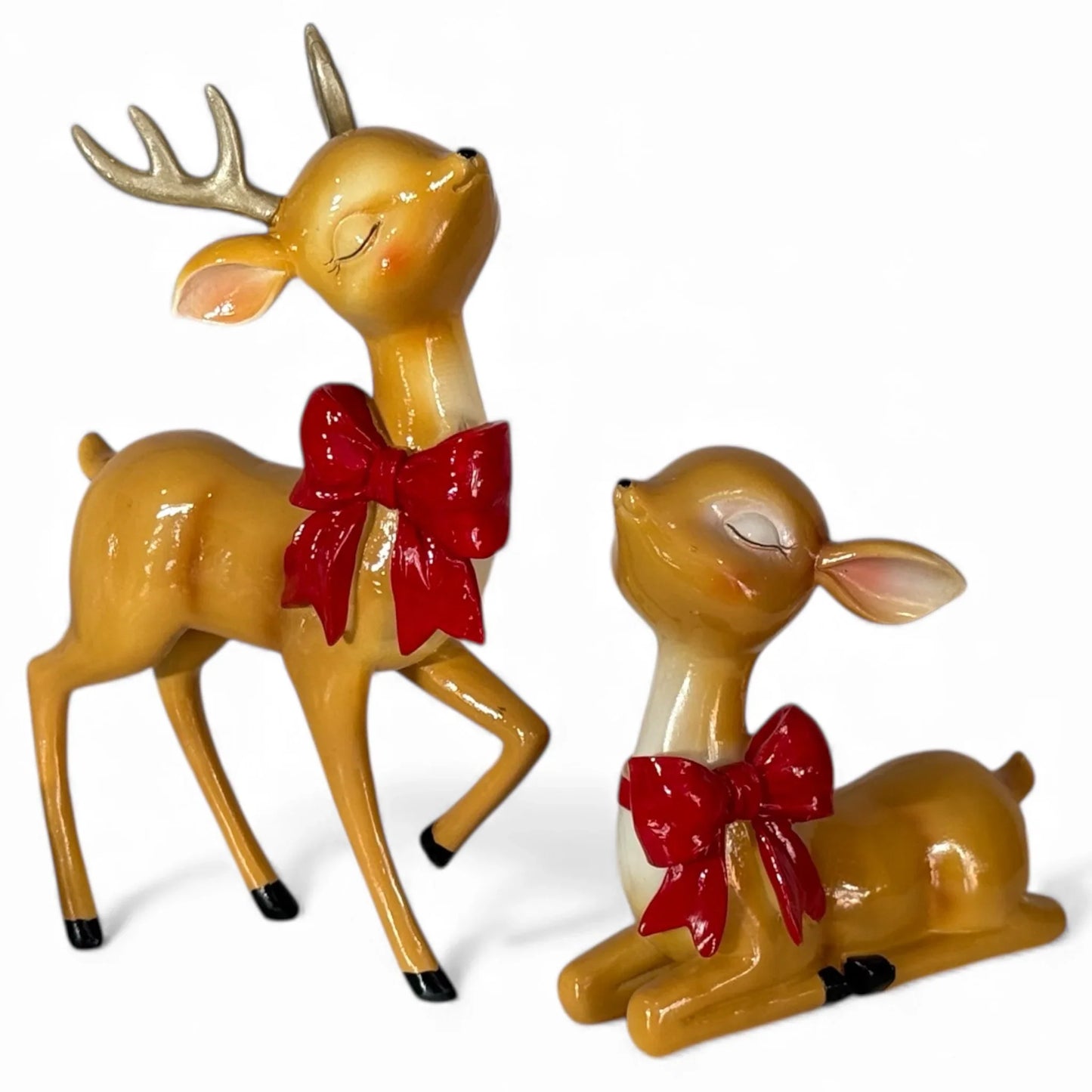 Sitting Retro Reindeer With Bow  - 19cm
