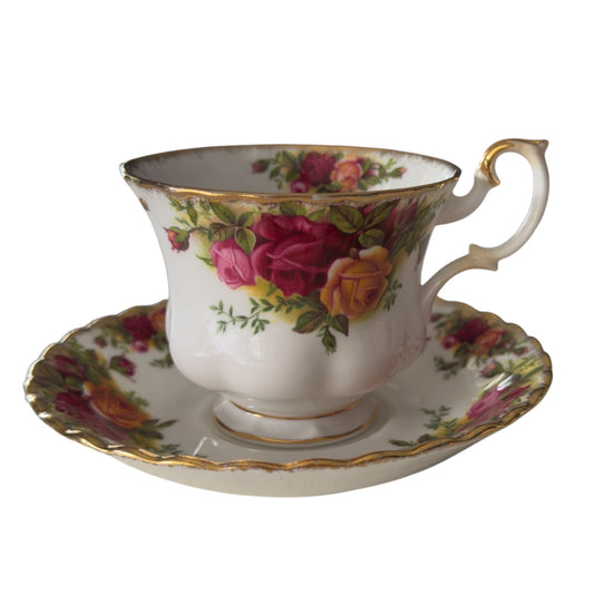 Royal Albert Old Country Roses Cup & Saucer Duo — Dot Only
