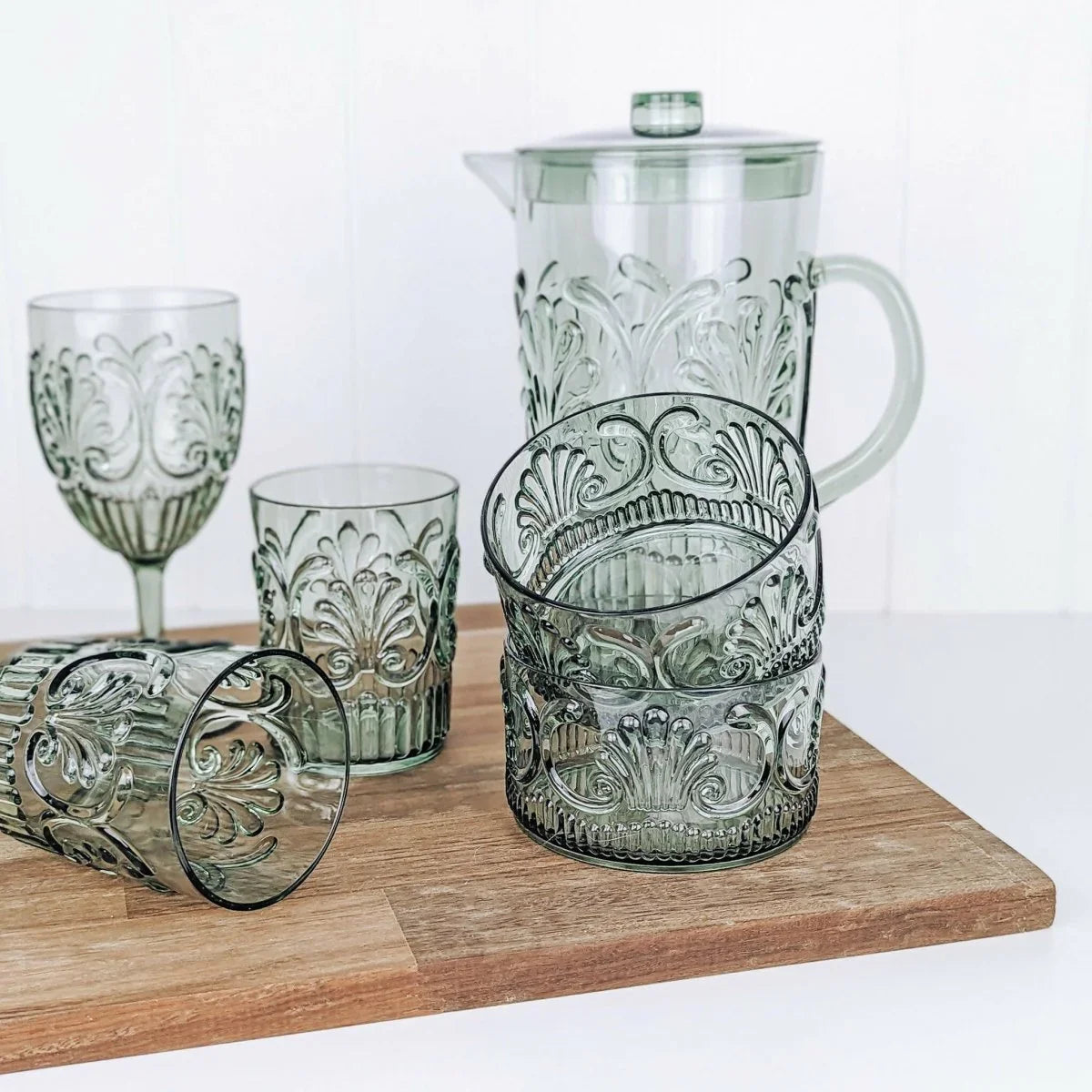 Acrylic Scollop Sage Green Wine Glass - Exquisite Homewares 