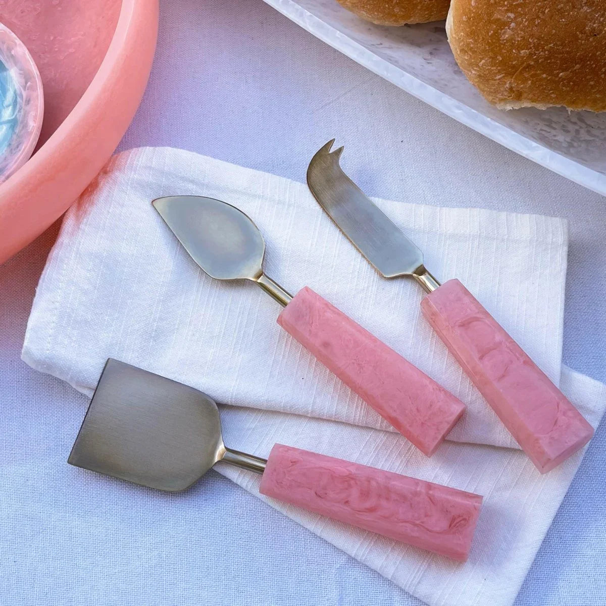 Benny Set of 3 Cheese Knives - pink - Exquisite Homewares 