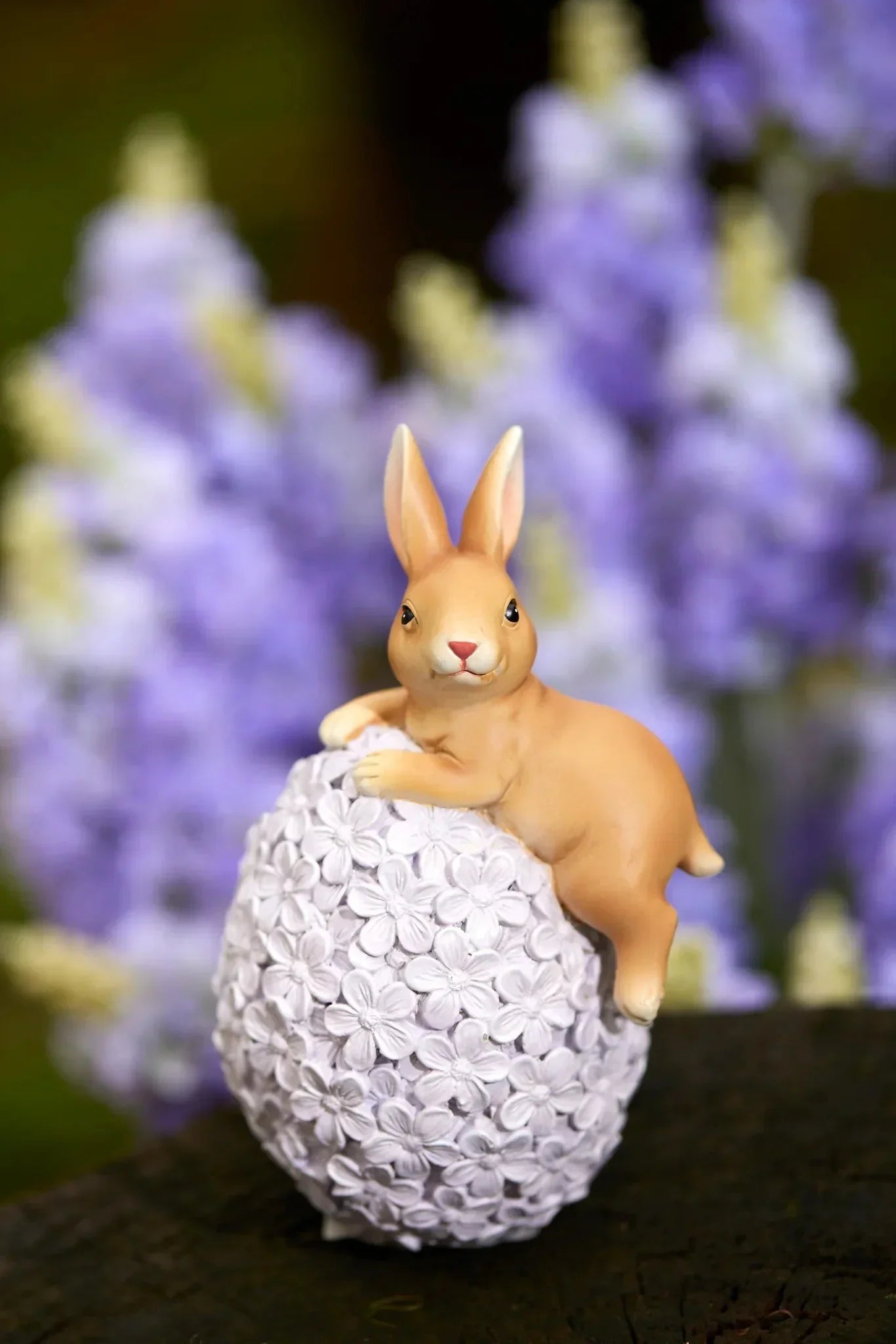 BUNNY ON EGG LILAC - Exquisite Homewares 