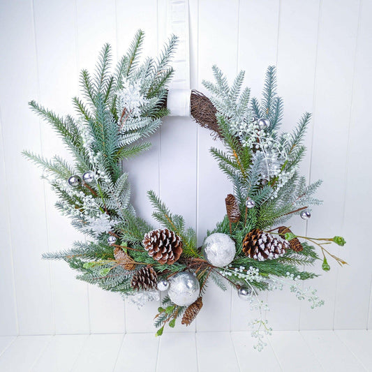 Elegant Wreath Snow - Exquisite Homewares