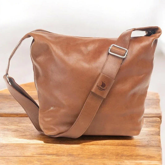 Ella Medium Slouch Bag in Vintage Tan - Exquisite Homewares 