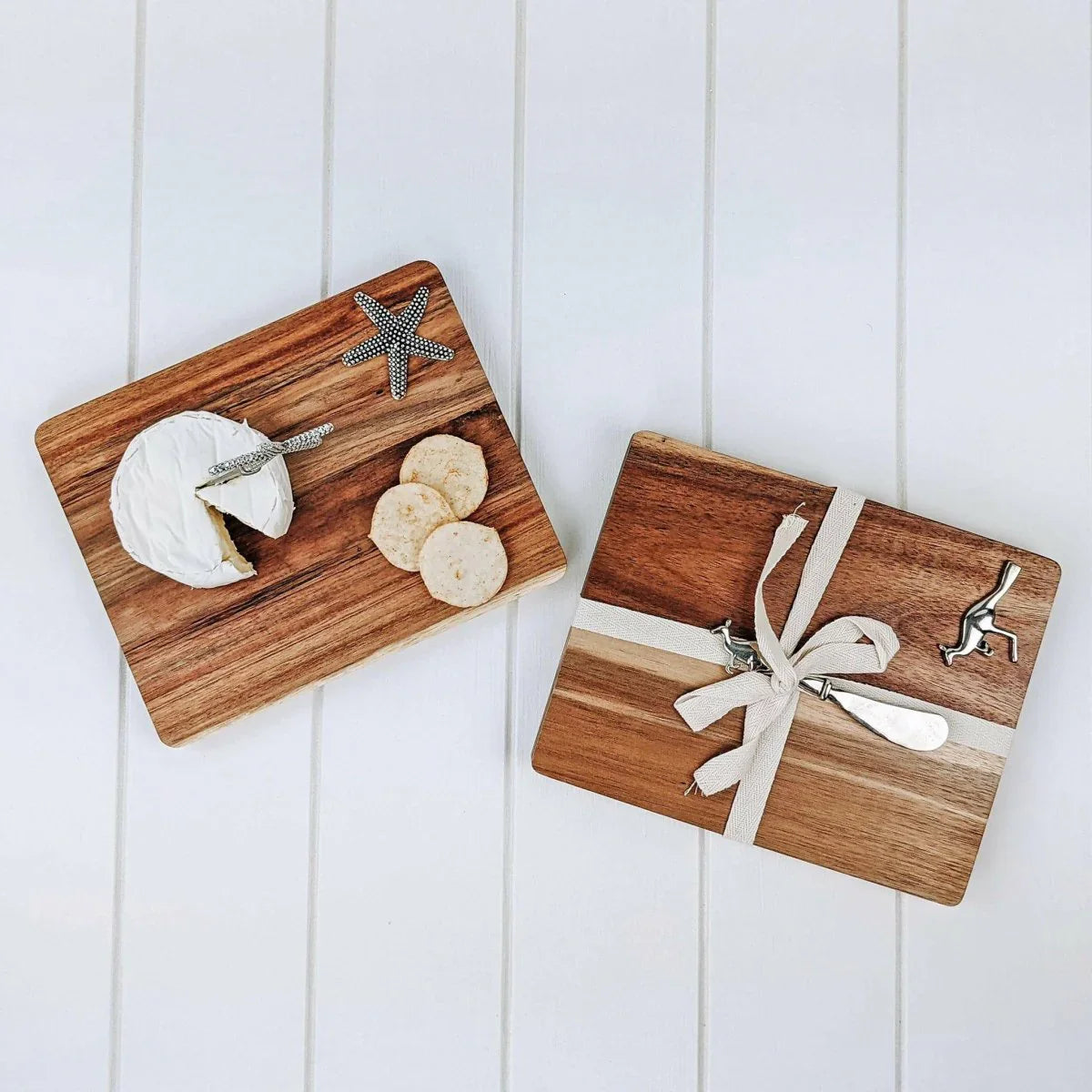 Kangaroo Cheeseboard + Spreader - Exquisite Homewares 