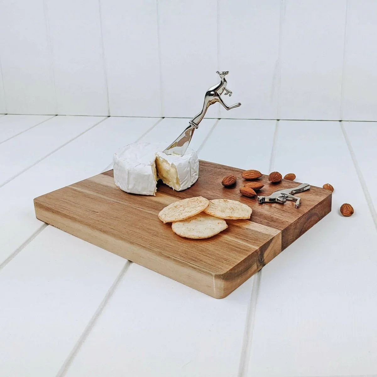 Kangaroo Cheeseboard + Spreader - Exquisite Homewares 