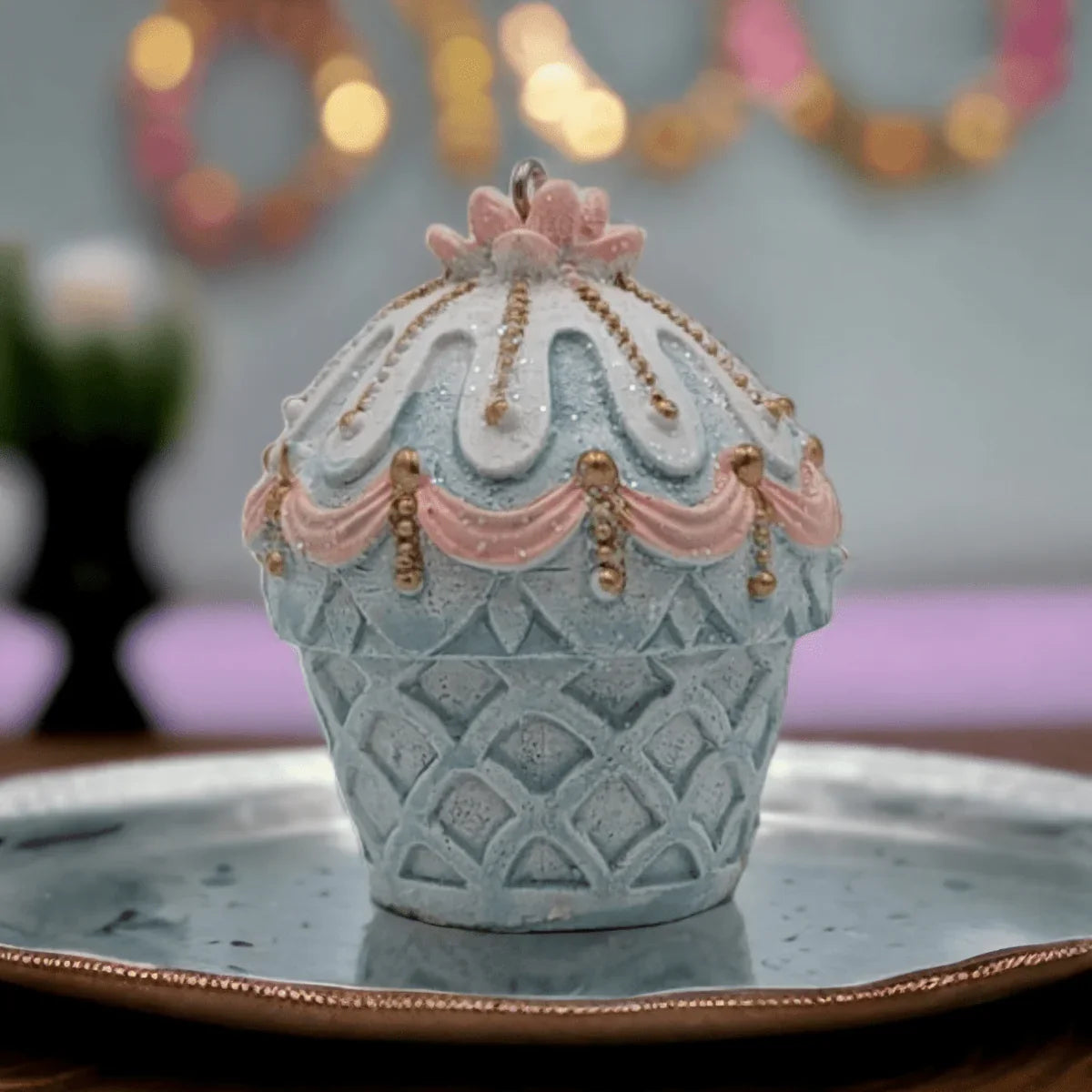 Large Cupcake Christmas Tree Hanging Decoration - Exquisite Homewares 
