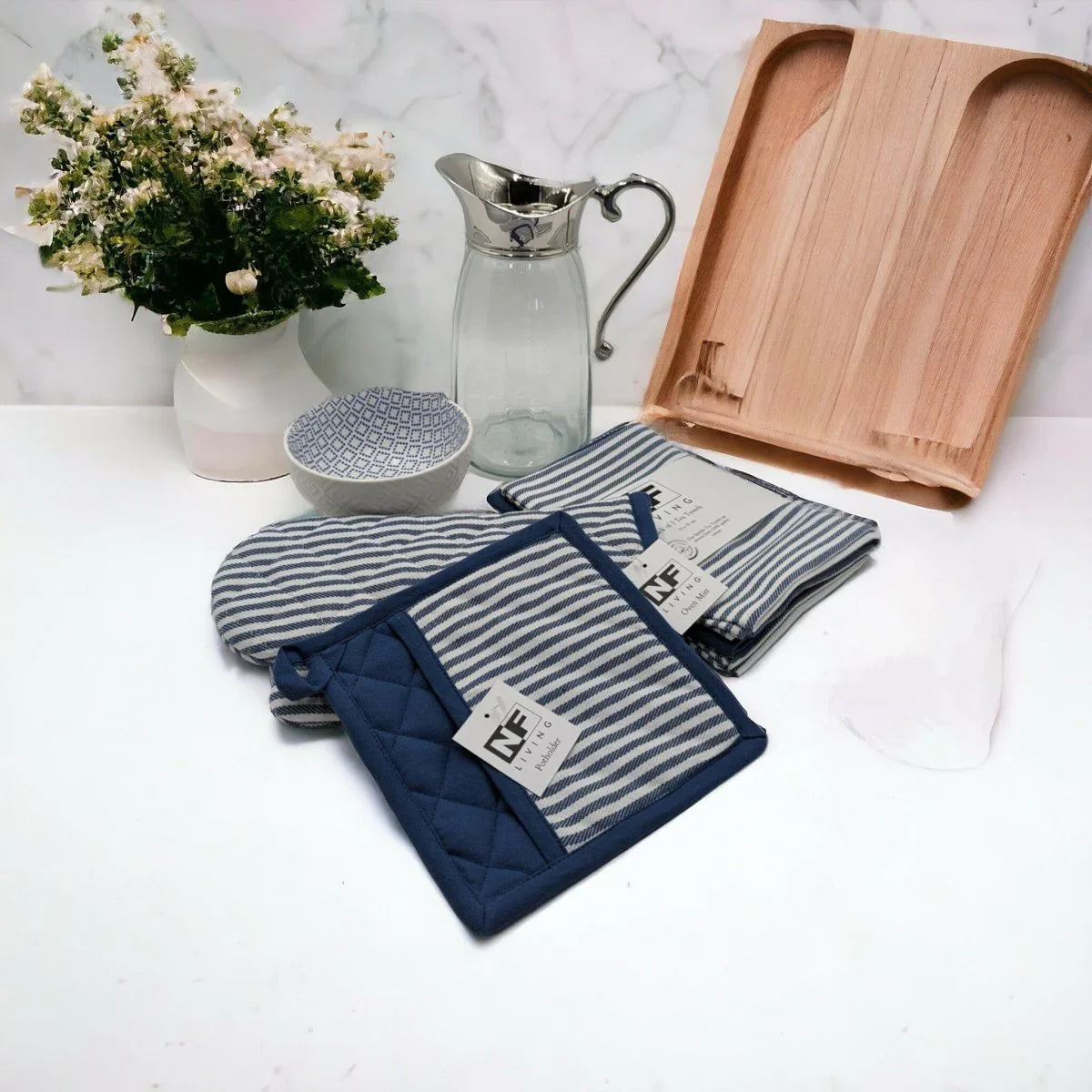 Maison Stripe Navy Potholder - Exquisite Homewares 