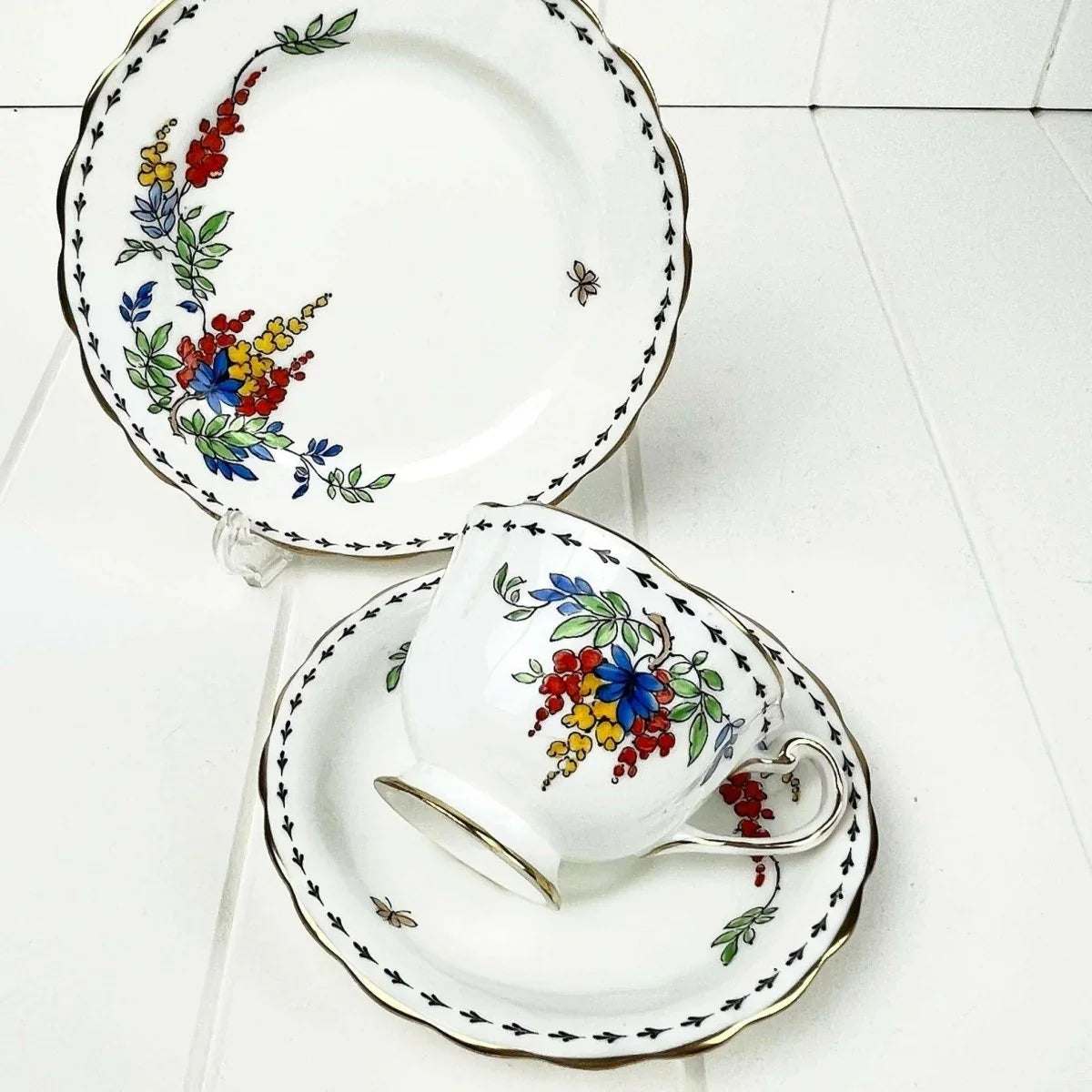 New Chelsea Staffs Hanging Chain 5039 Trio - Exquisite Homewares 