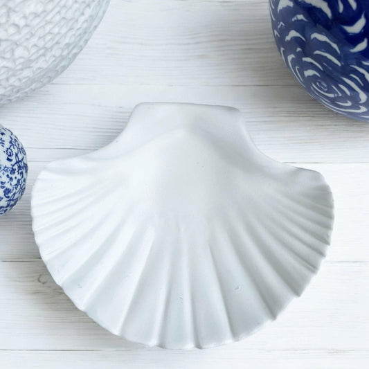 Pearl Shell Plate - Exquisite Homewares