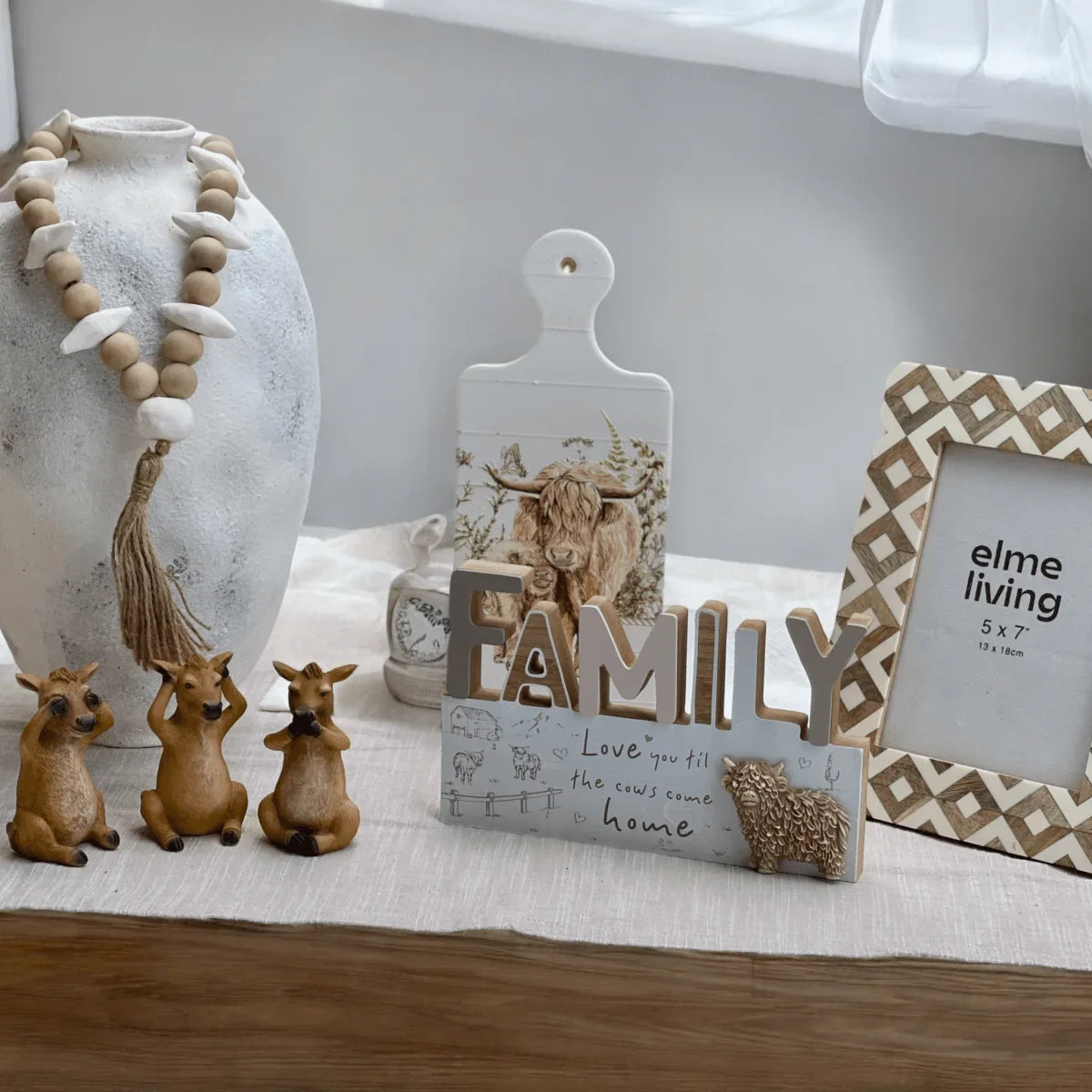 Plaque with Highland Cow Family Design - Exquisite Homewares 
