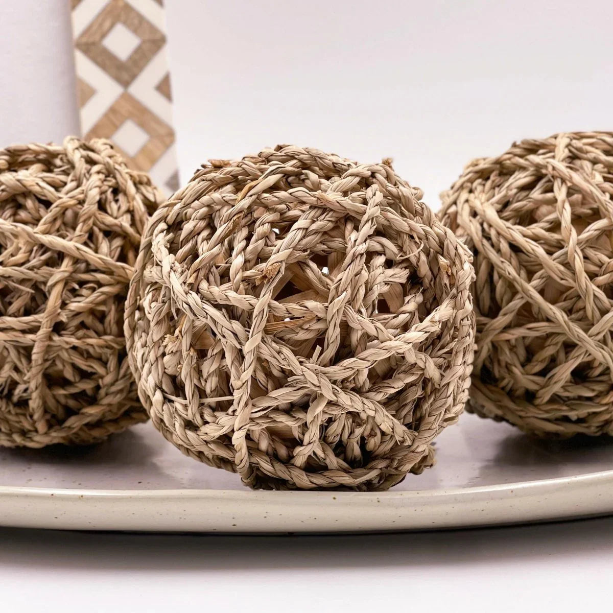 Poly Decor Ball - Nautral 11cm – Exquisite Homewares