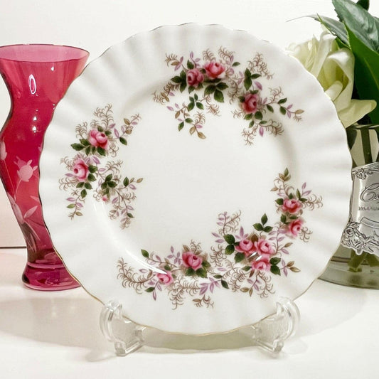 Royal Albert Lavender Rose Dinner Plate - Exquisite Homewares