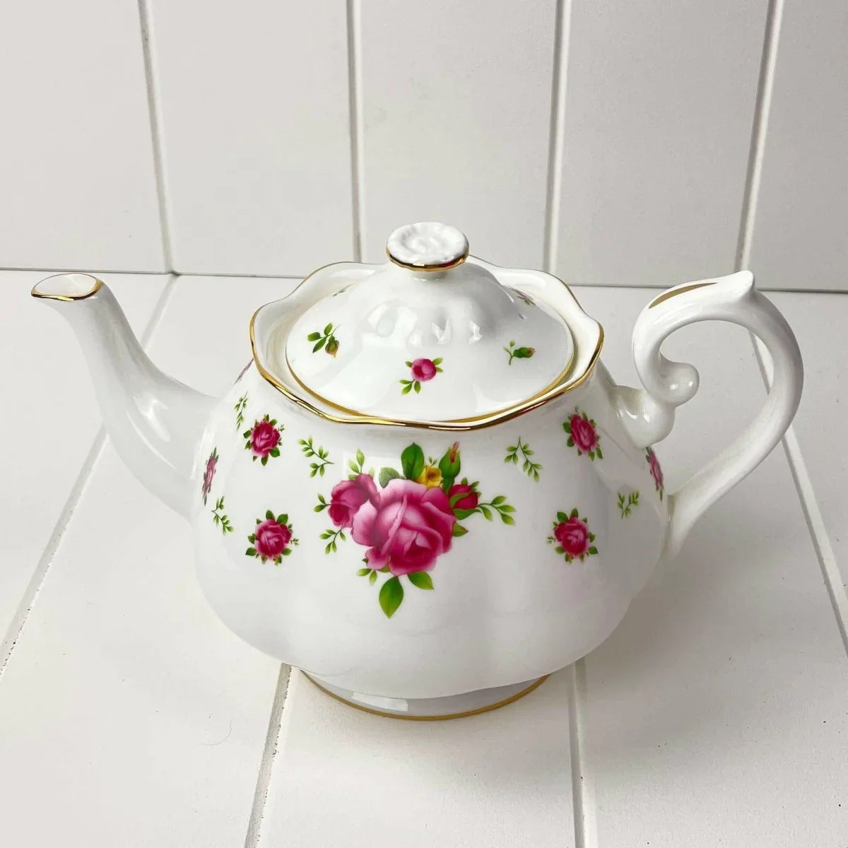 Royal Albert New Country Roses Large White Teapot - Exquisite Homewares 