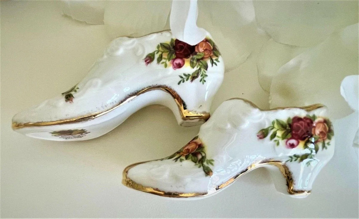 Royal Albert Old Country Roses Shoe - Exquisite Homewares 