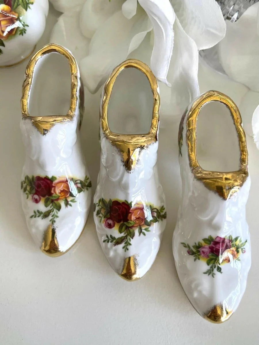 Royal Albert Old Country Roses Shoe - Exquisite Homewares 