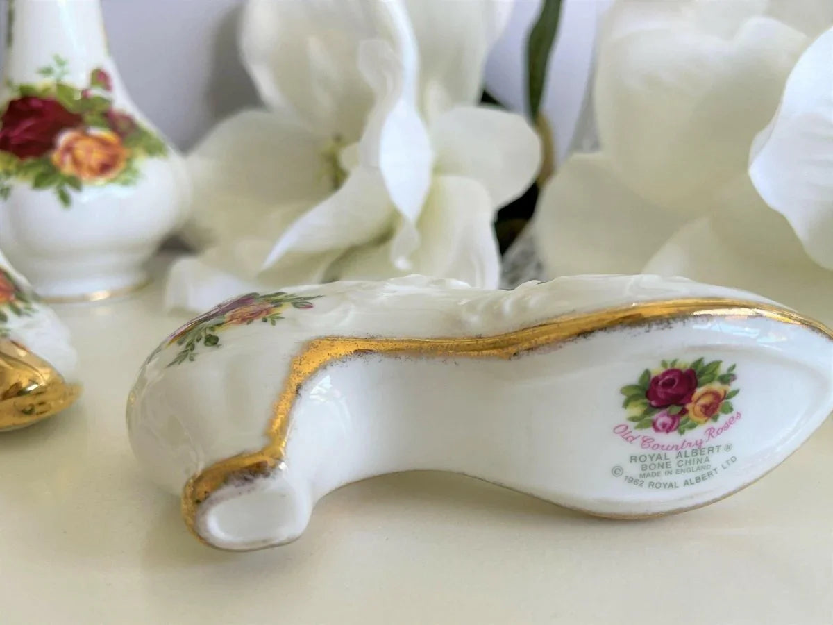 Royal Albert Old Country Roses Shoe - Exquisite Homewares 