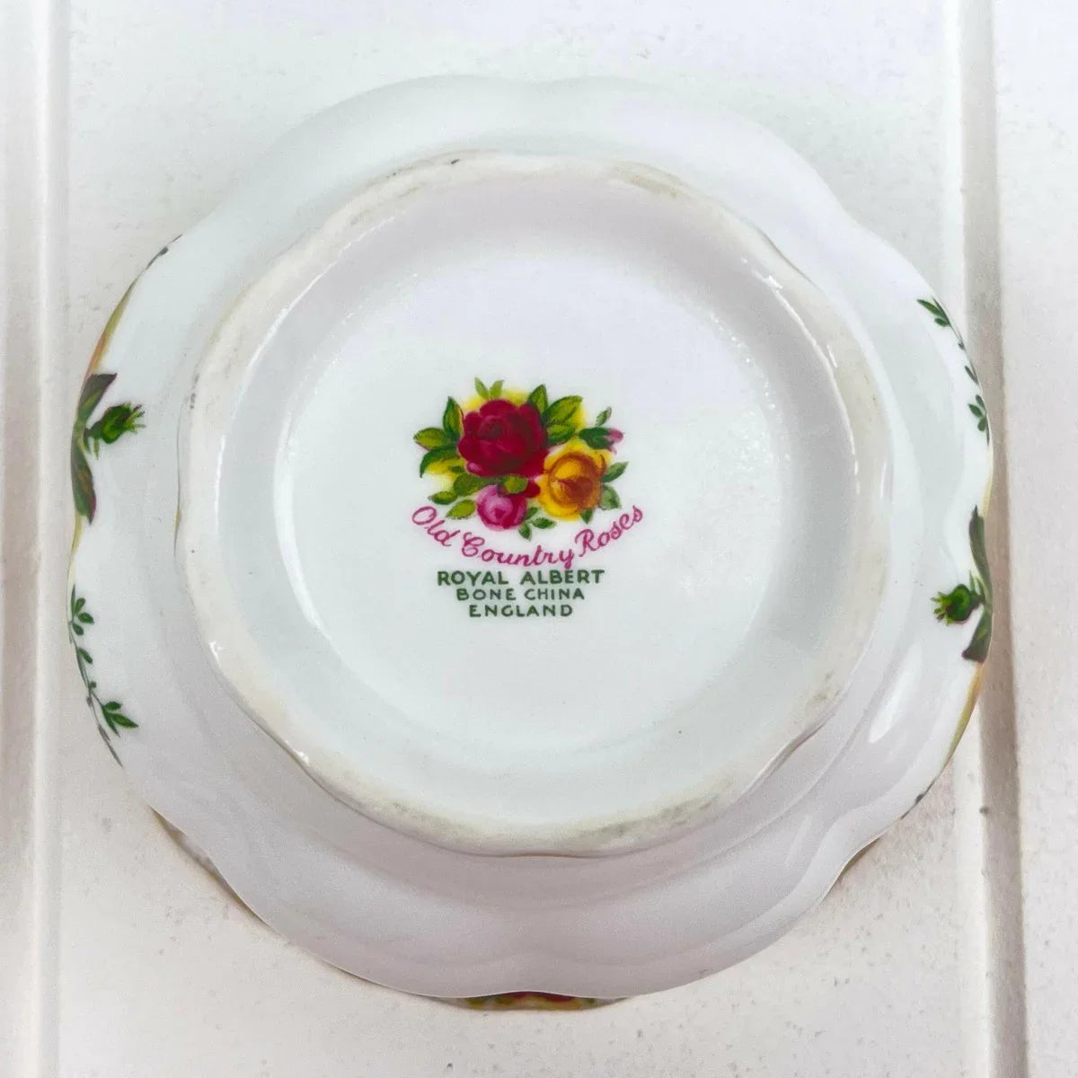 Royal Albert Vintage Old Country Roses Sugar Bowl - Exquisite Homewares 