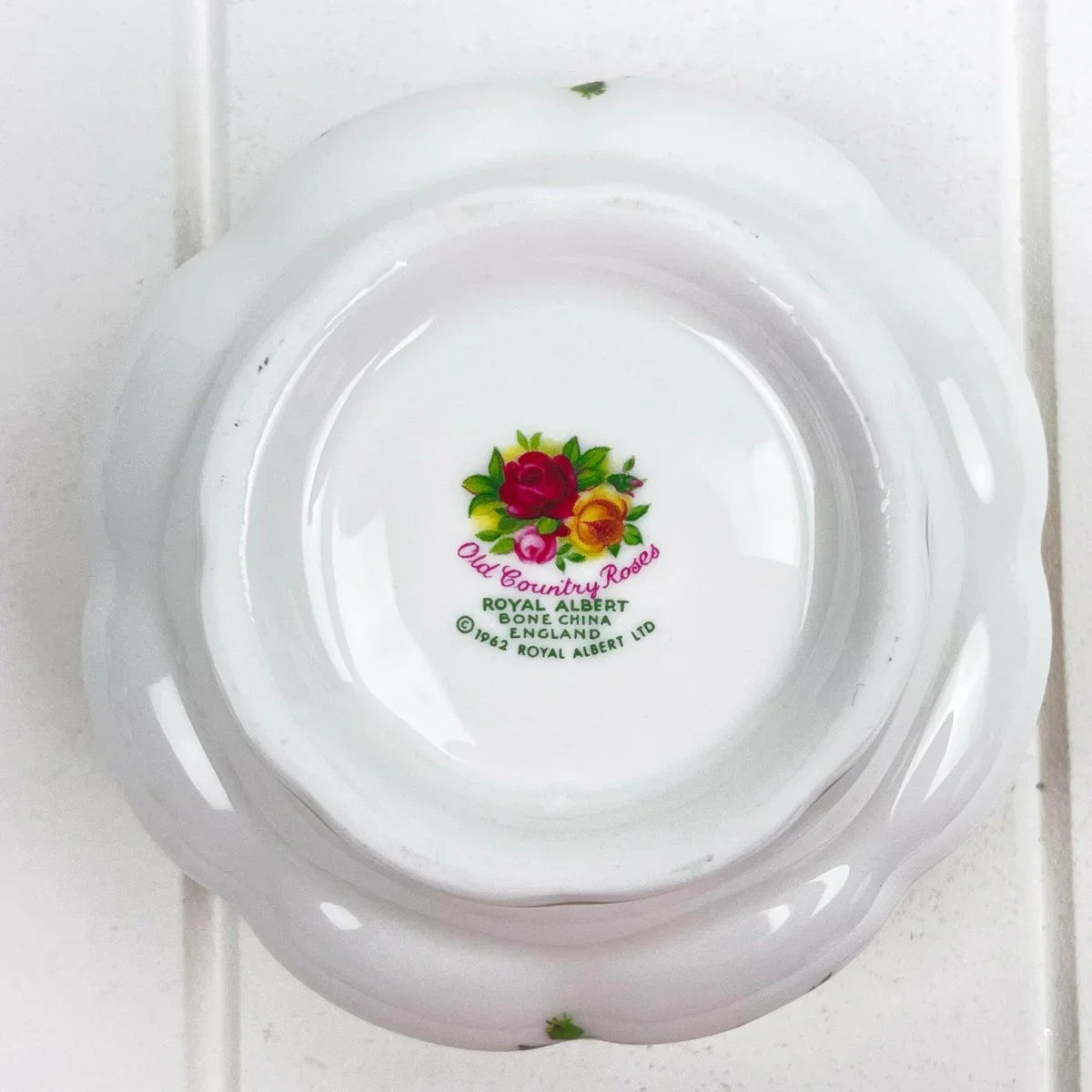 Royal Albert Vintage Old Country Roses Sugar Bowl - Exquisite Homewares 