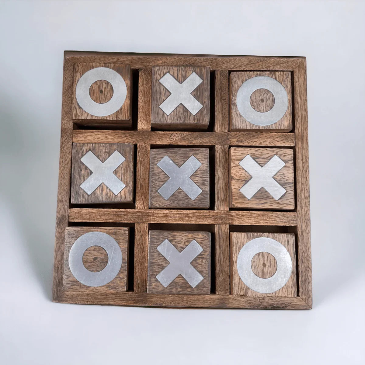 Vintage Charm Noughts and Crosses Set - Exquisite Homewares 