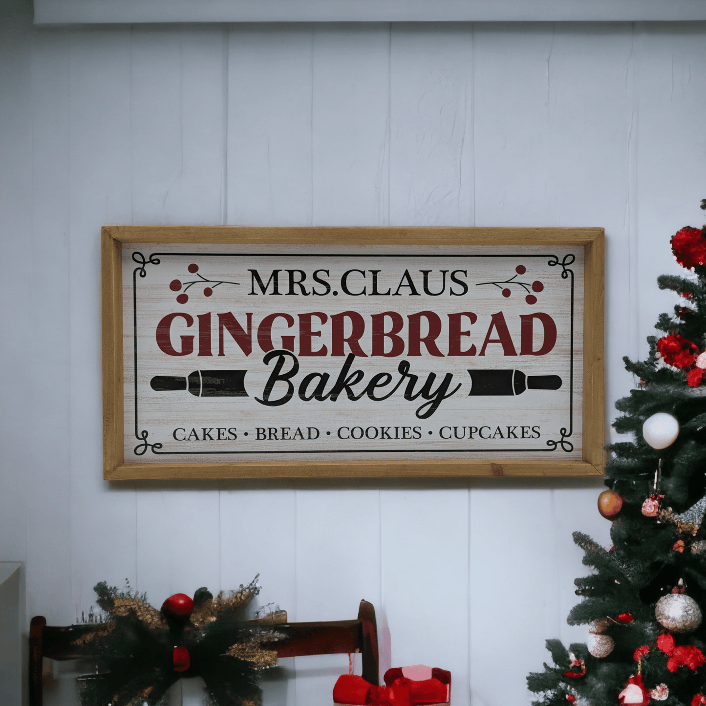 Wooden Gingerbread Bakery Sign - Exquisite Homewares